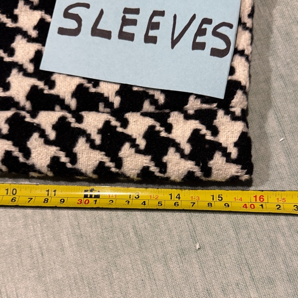 Chic Houndstooth Pea Coat - Picture 11 of 12